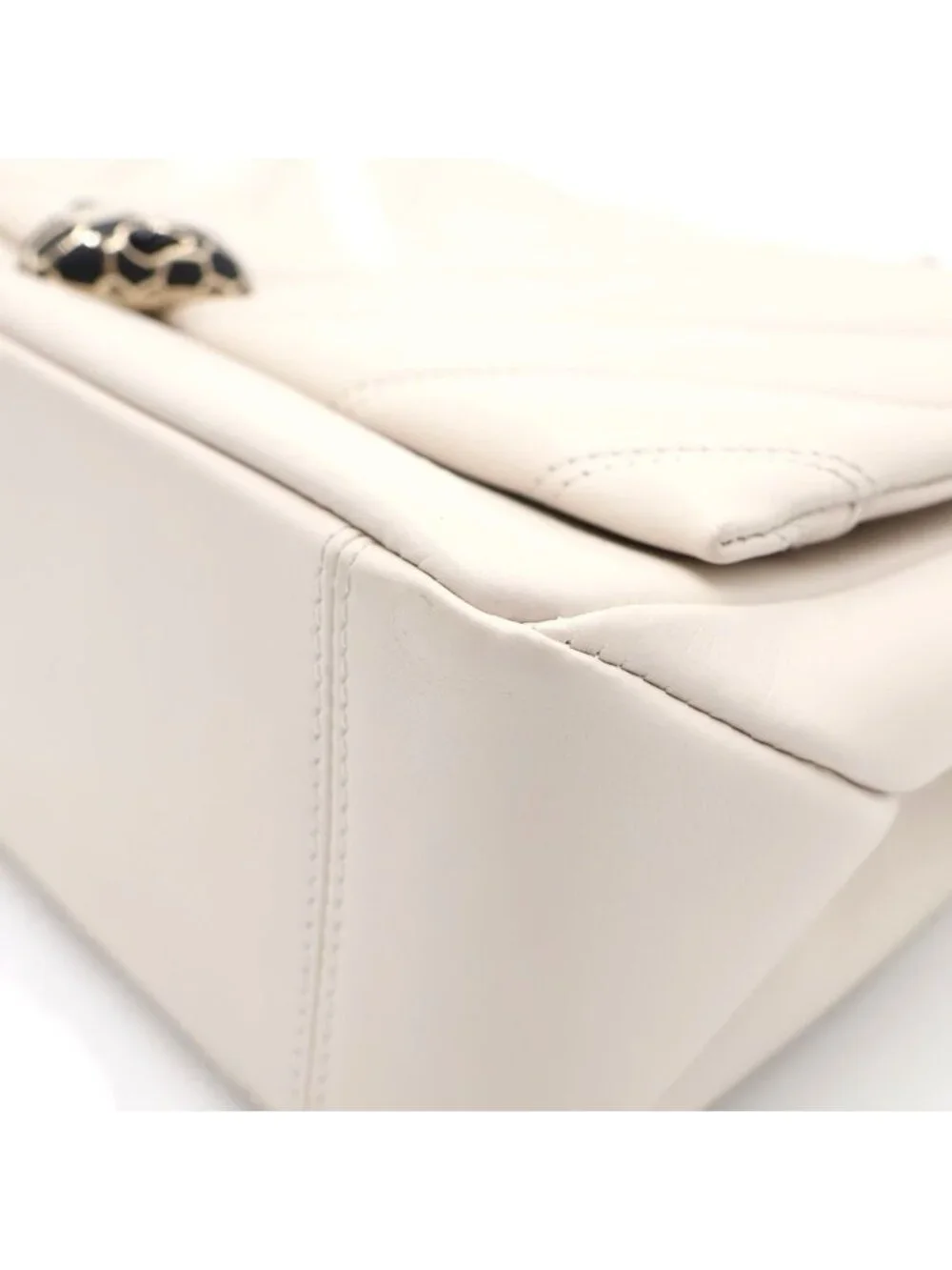 Bvlgari Serpenti Cabochon Chain Shoulder Back Leather White